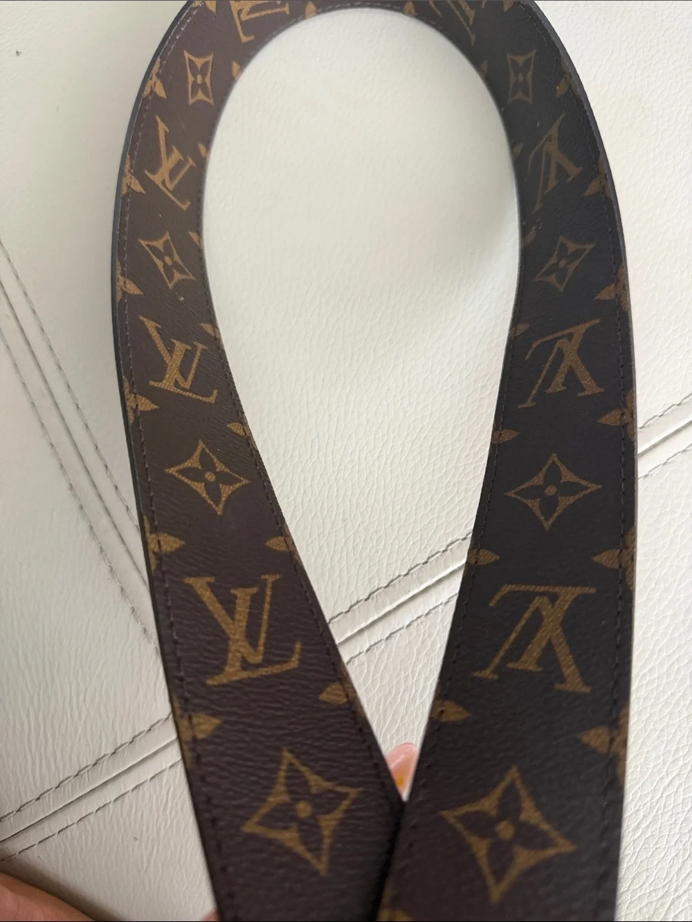 Louis Vuitton Convertible Bag Strap in Hot Pink and Monogram Canvas - Picture 7 of 7